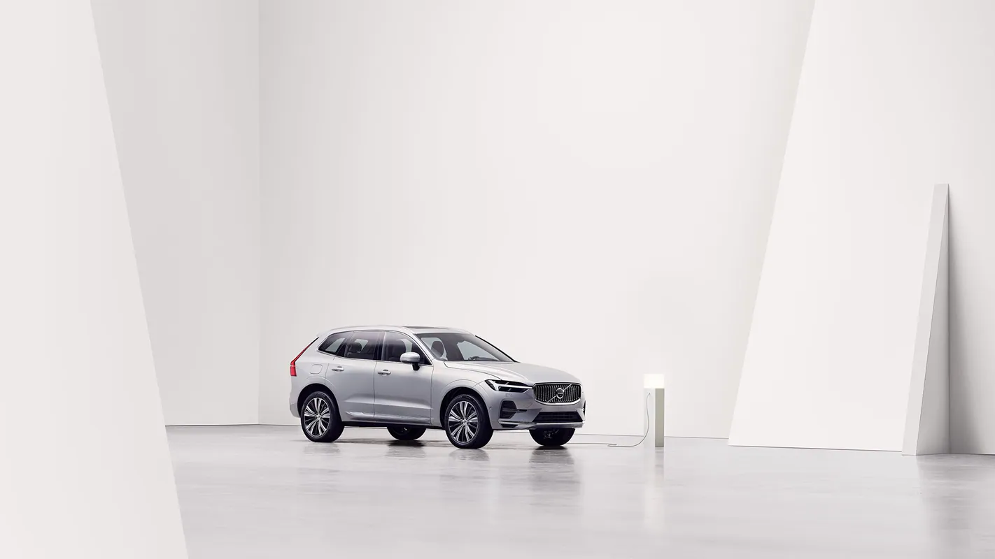 xc60 recharge gallery 8 16x9 1