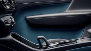 2 286568 C40 Recharge Interior 8050 1671402544