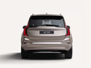 Exterior bento rear 4x3 XC90 MHEV 1024x768 1